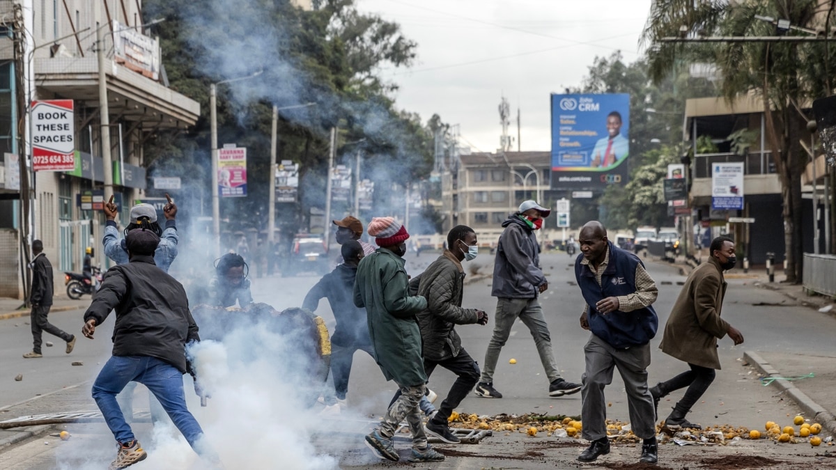Les manifestations et les affrontements avec la police se poursuivent à Nairobi